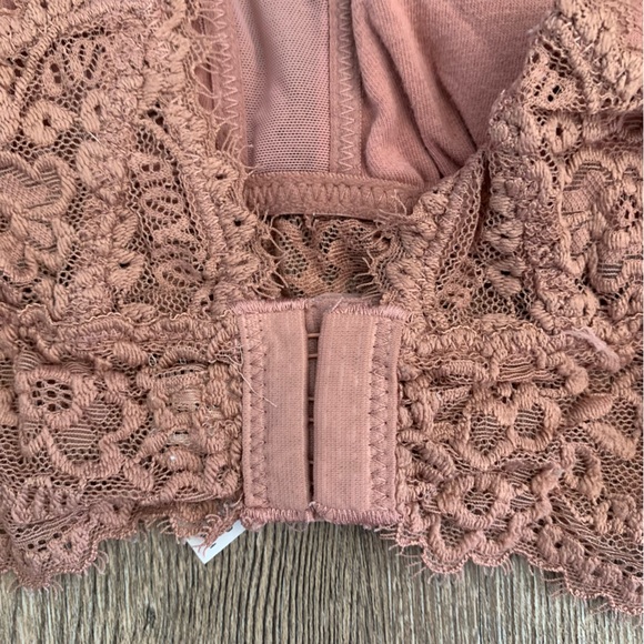 Aerie Lace Bralette - Picture 6 of 8